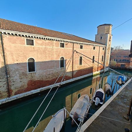Castello Canal View Βενετία Εξωτερικό φωτογραφία